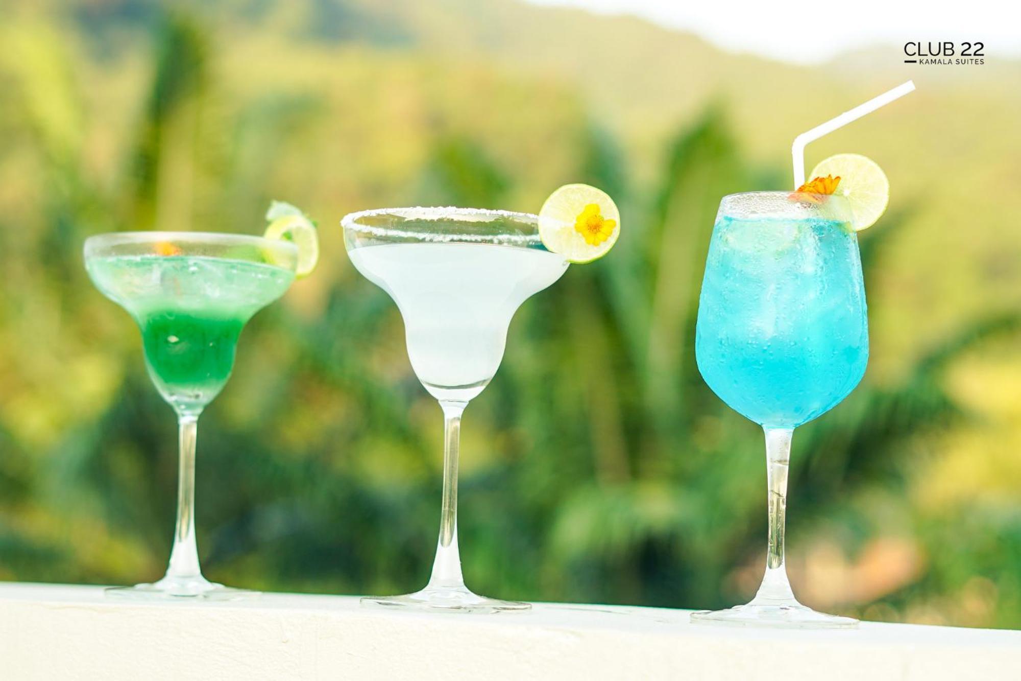 Club22 Kamala Suites, Kamala Beach Buitenkant foto